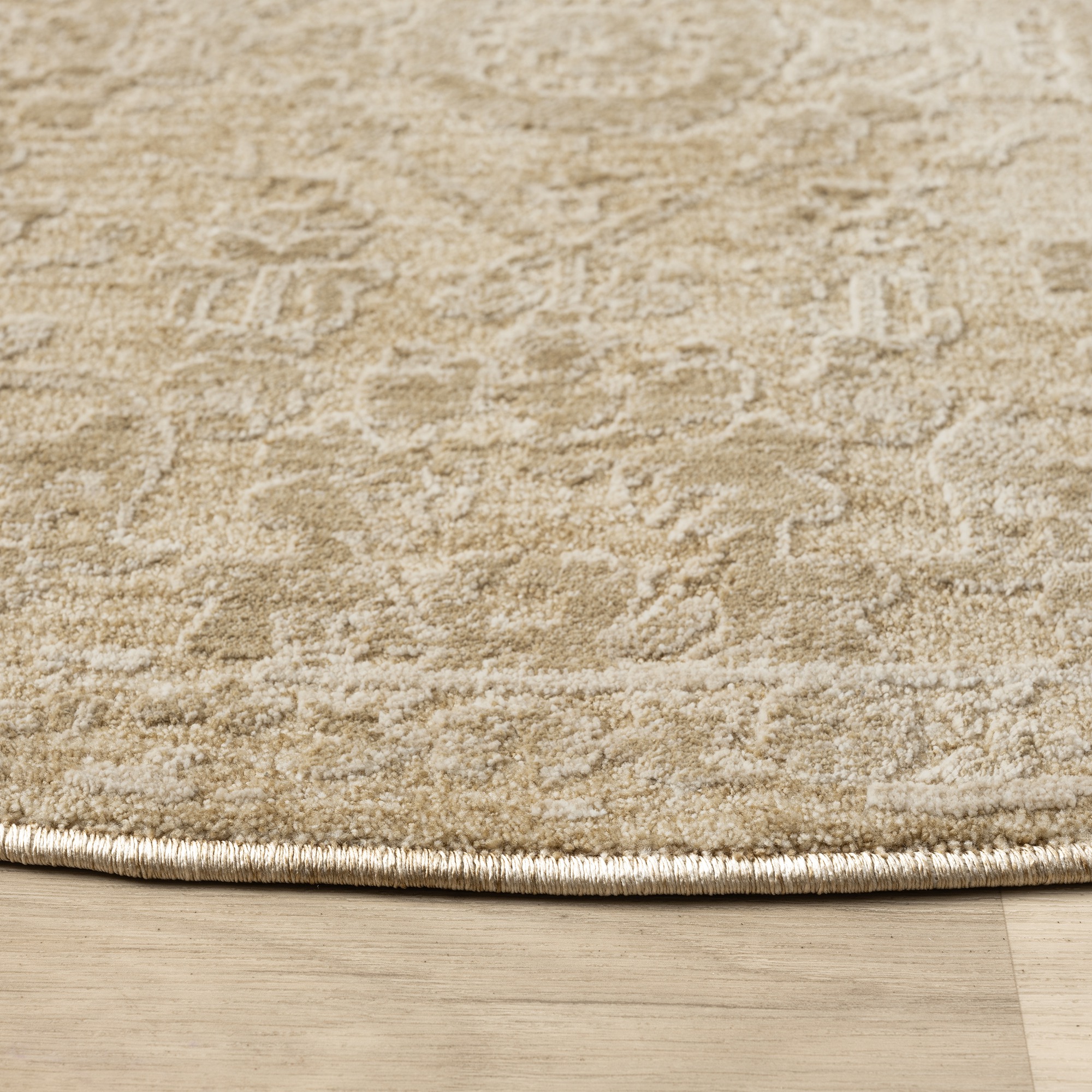 DESIGN: 82740