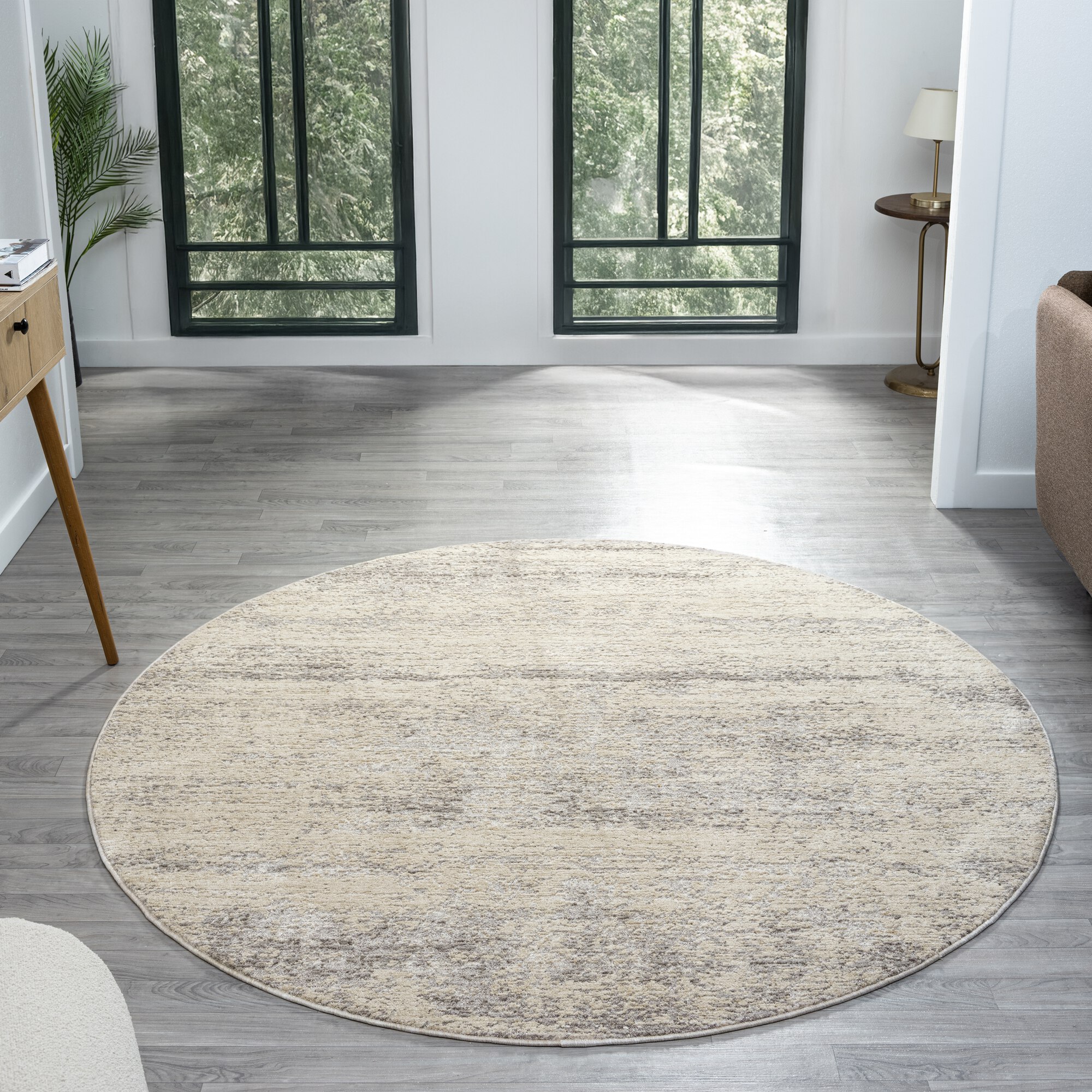 DESIGN: 82745