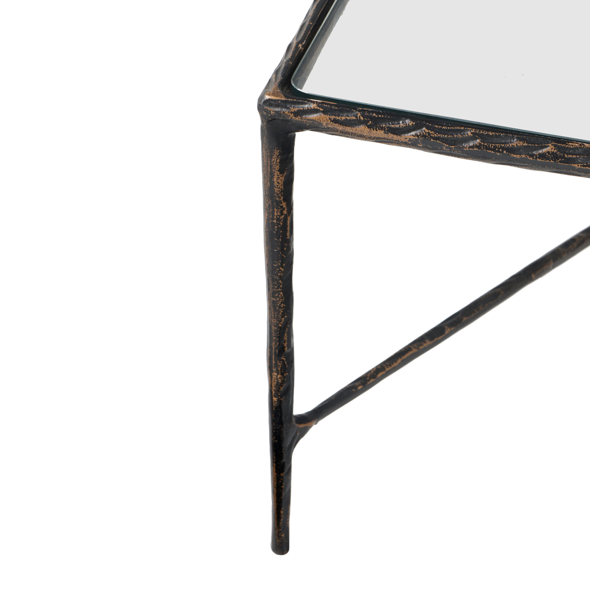 DESIGN: 03522
