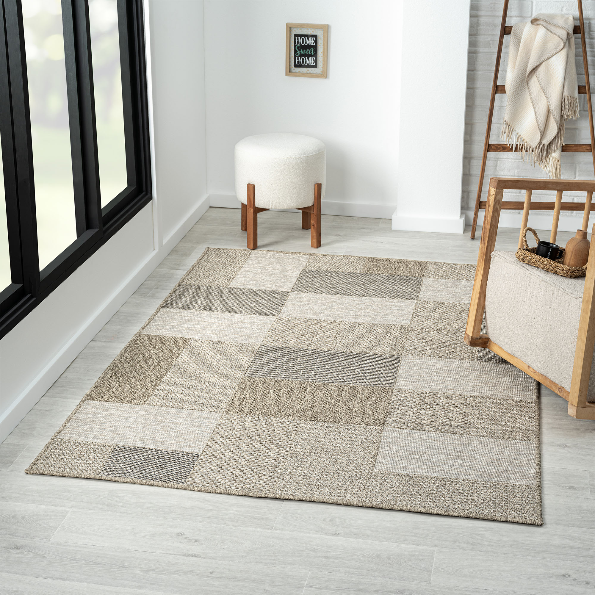 DESIGN: 82114