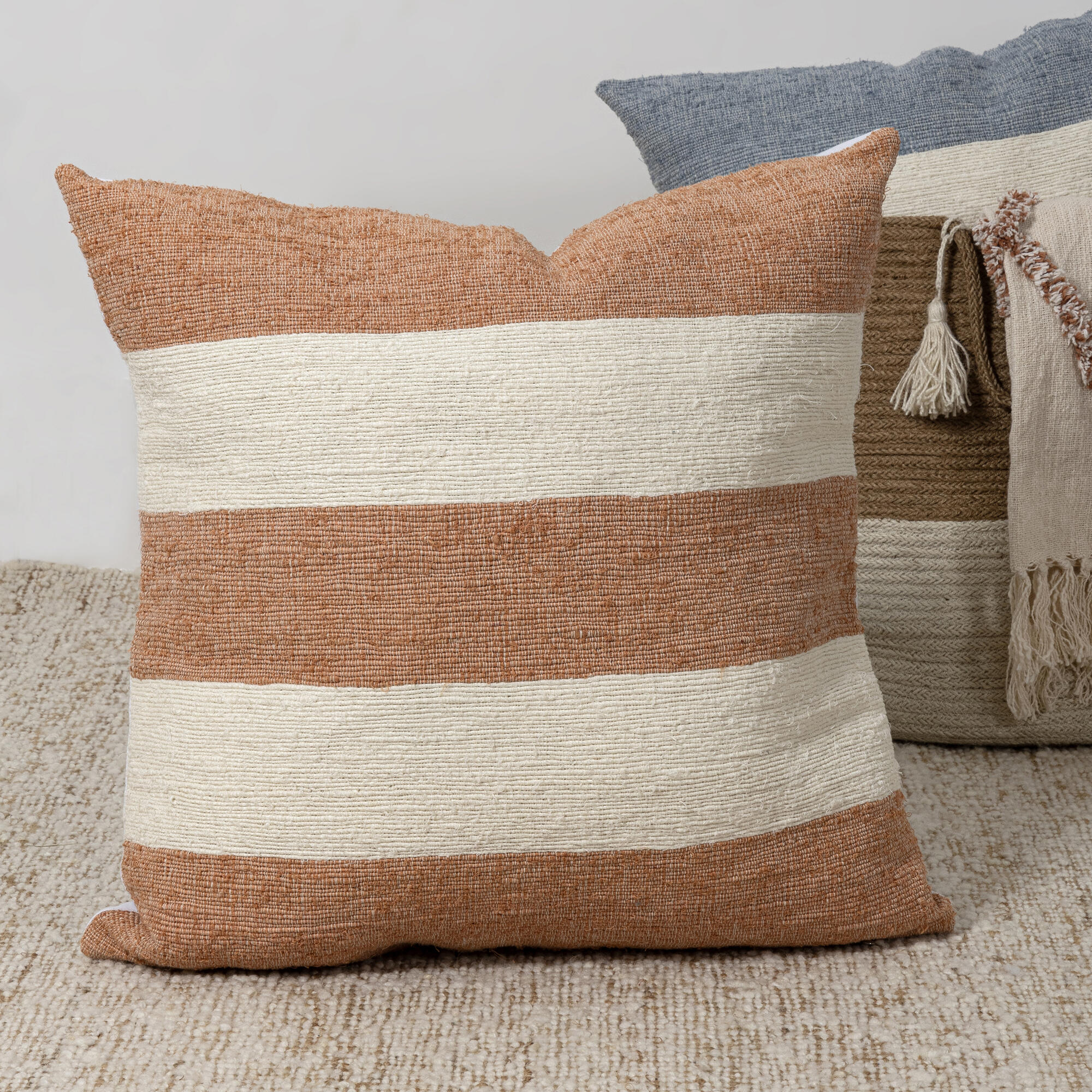 DESIGN: 8860