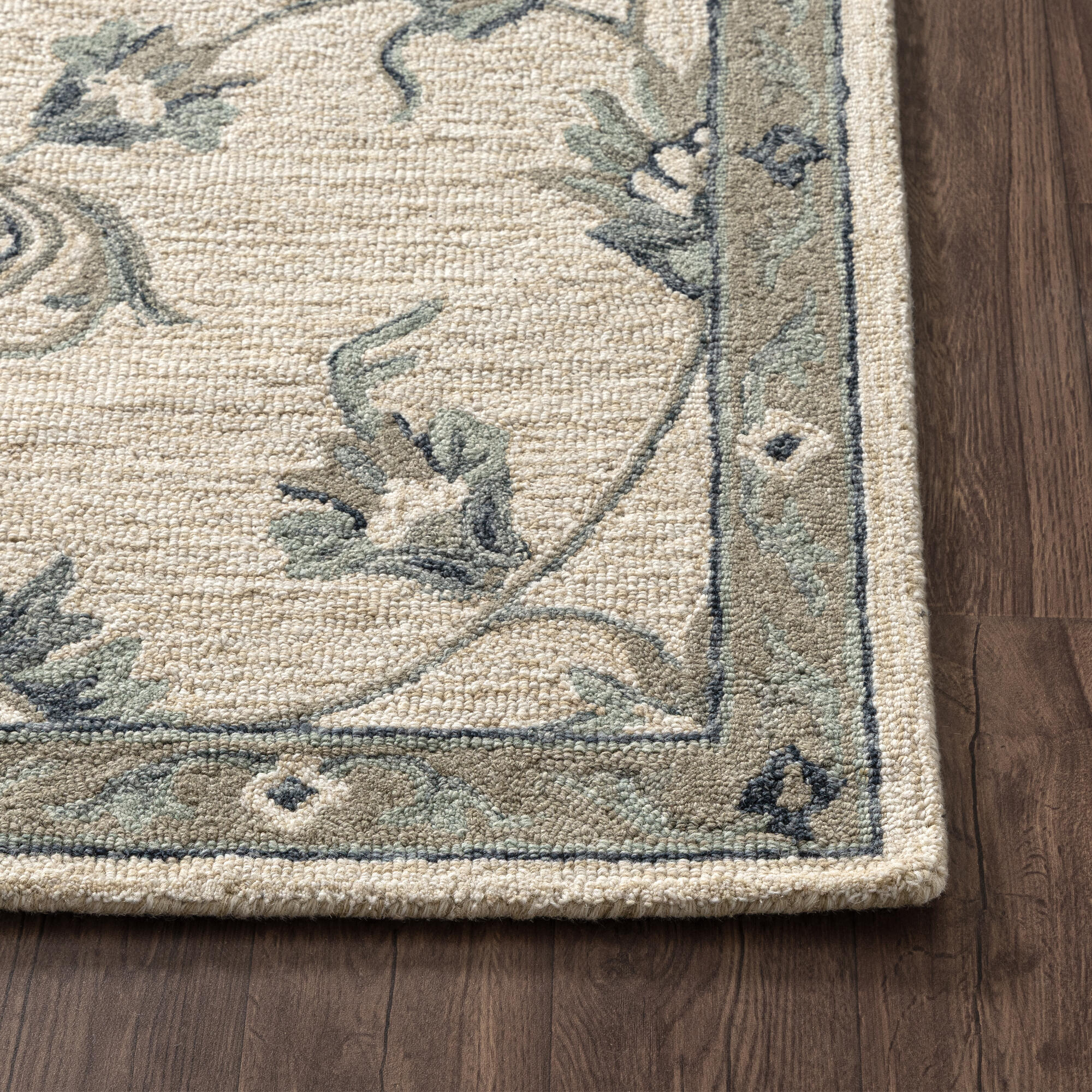 DESIGN: 81581