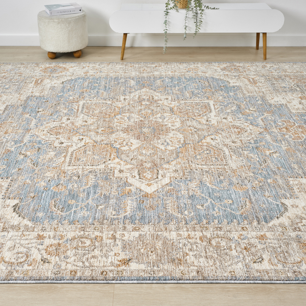 DESIGN: 83124